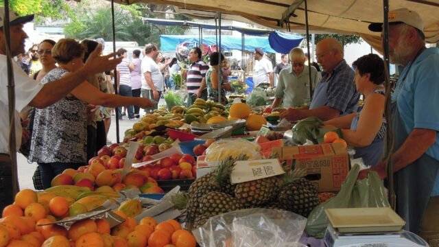 Prévia da inflação desacelera para 0,32% em outubro e fica abaixo do esperado